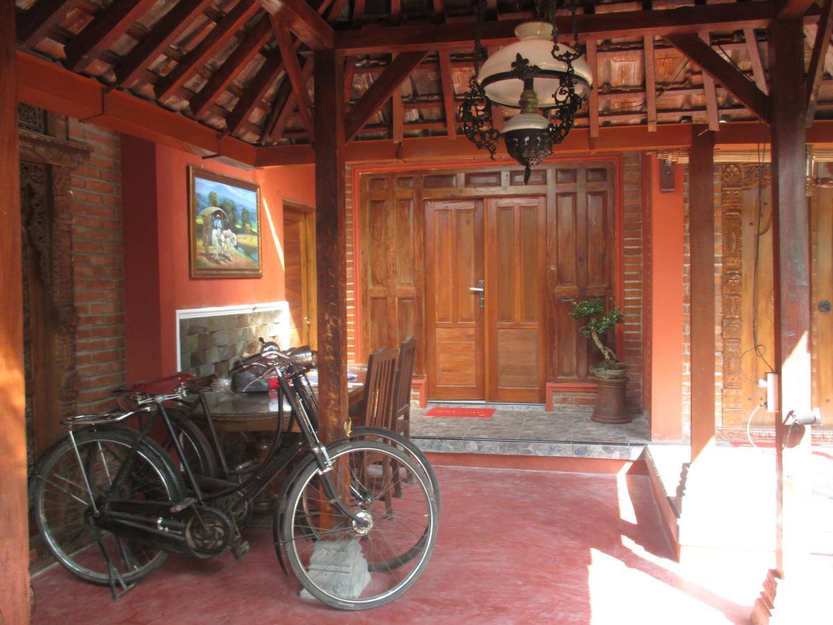 Rumah Ukhi Guest House Cebongan Exterior photo